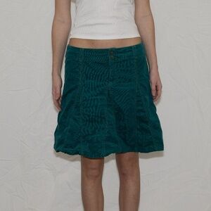 Green corduroy midi skirt flared size 12 sahalie cotton spandex